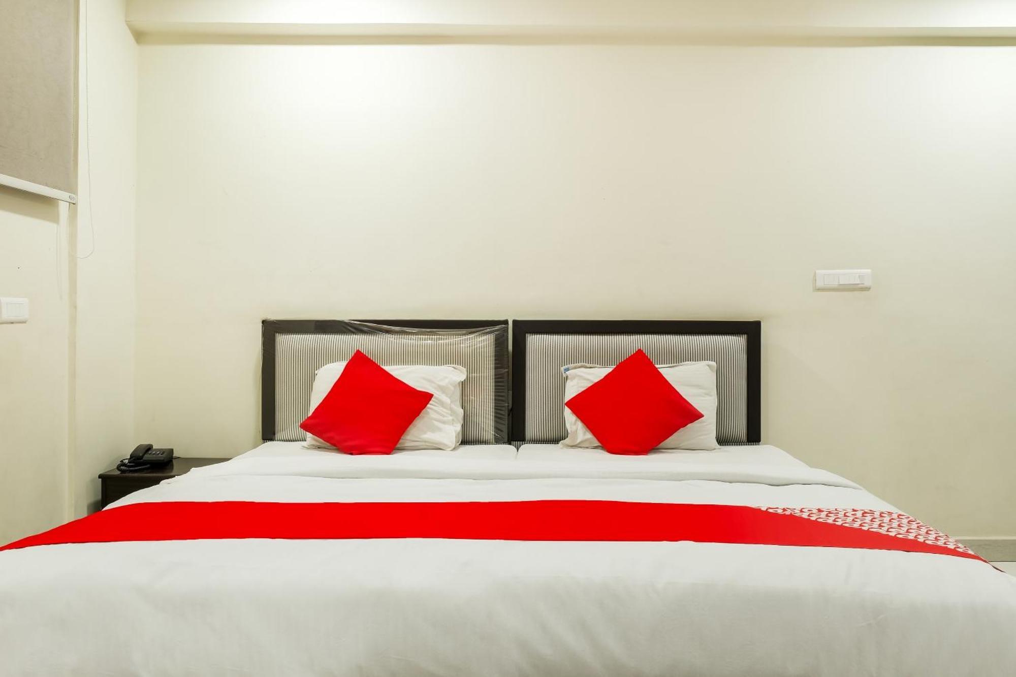 Hotel O Karthikeya Pride Vijayawāda Exteriér fotografie